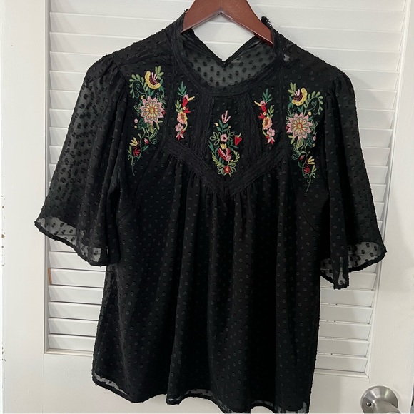 Sienna Sky Tops - Black floral embroidery short sleeve blouse